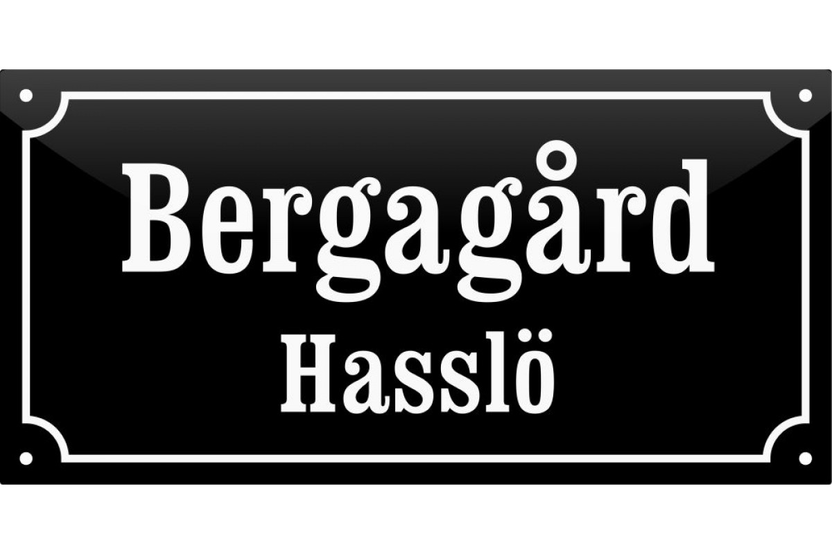 emaljskylt gatuskylt bergagard hasslo 32x16 cm svart och vit personlig med 12+16 bokstaver emaljskylt gatuskylt bergagard hasslo 32x16 cm svart och vit personlig med 12+16 bokstaver